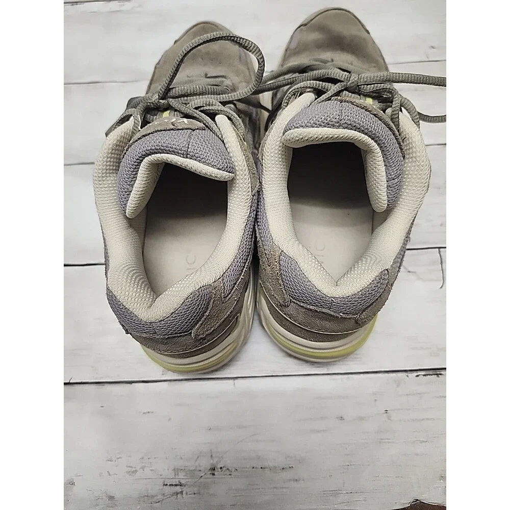 Vionic 23WALK Womens Size 8 Gray Suede Athletic Running Walking Shoes Sneakers